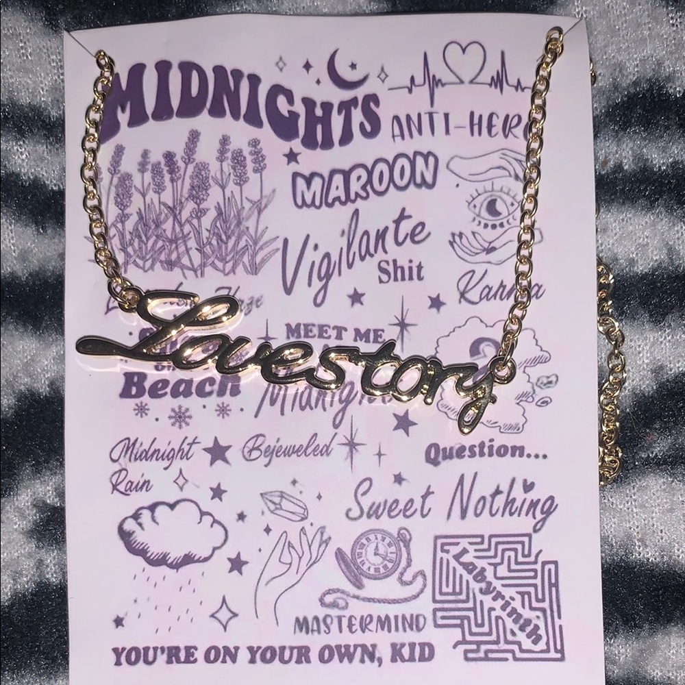 Gold 'Love story' Necklace Taylor Swift